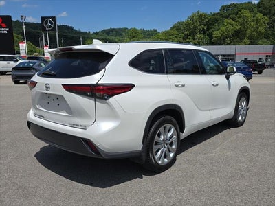 2022 Toyota Highlander Limited