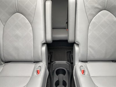 2025 Toyota Highlander Hybrid Platinum