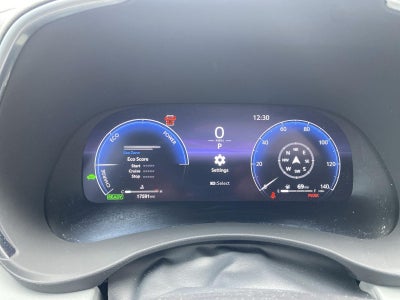 2025 Toyota Highlander Hybrid Platinum