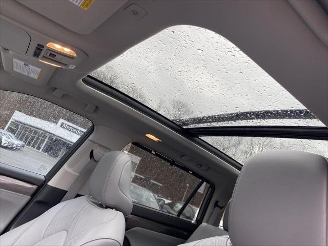 2025 Toyota Highlander Hybrid Platinum