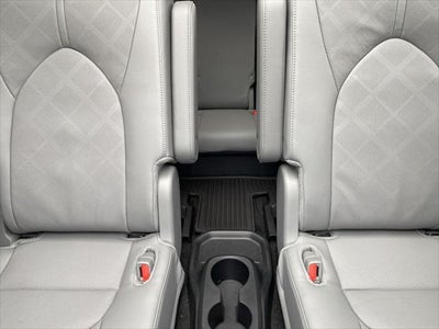 2025 Toyota Highlander Hybrid Platinum