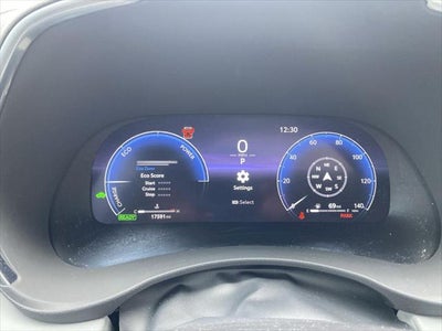 2025 Toyota Highlander Hybrid Platinum