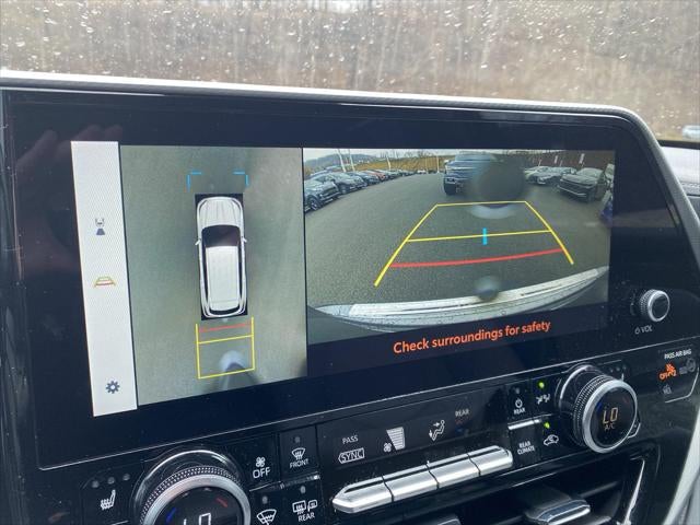 2025 Toyota Highlander Hybrid Platinum