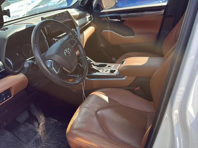 2021 Toyota Highlander Platinum