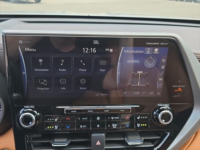 2021 Toyota Highlander Platinum