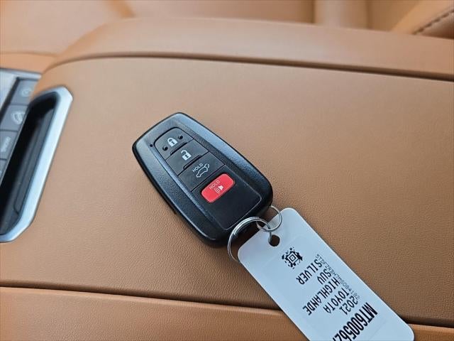 2021 Toyota Highlander Platinum