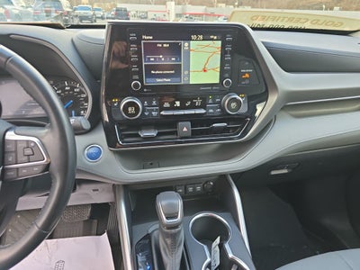 2021 Toyota Highlander Hybrid XLE