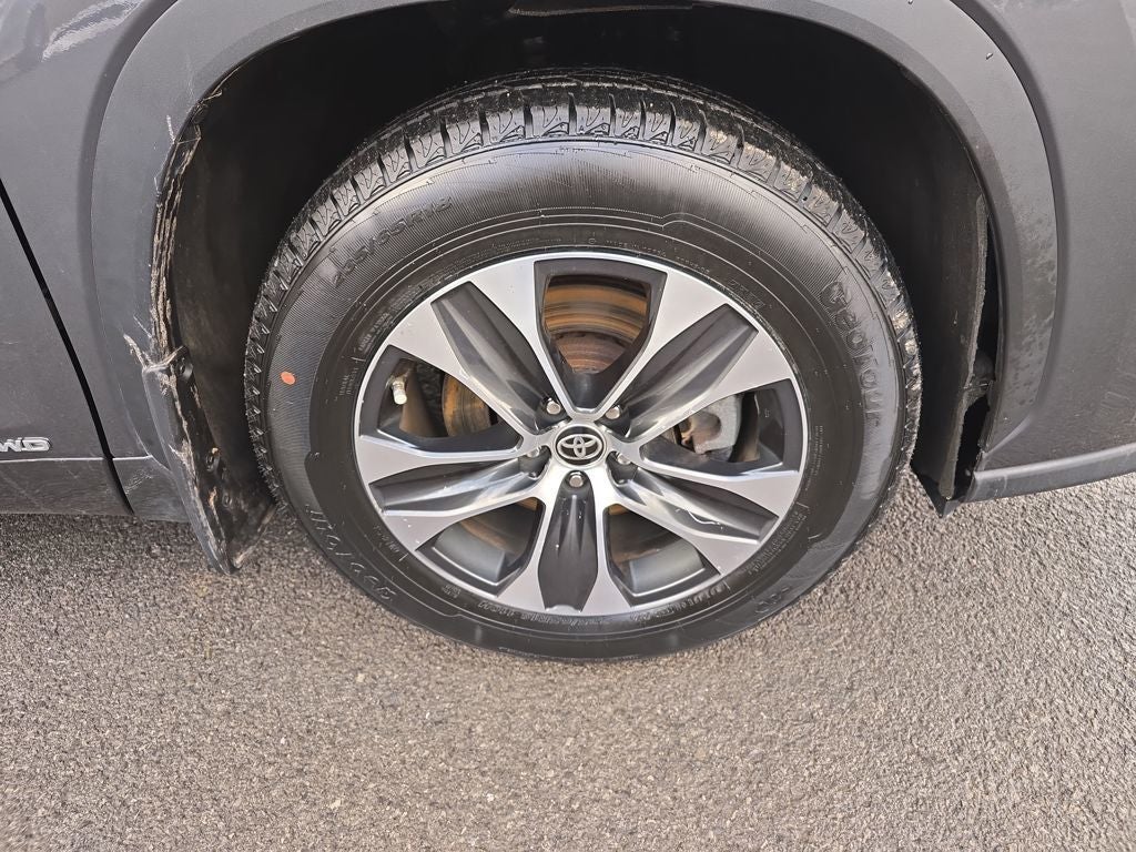 2021 Toyota Highlander Hybrid XLE