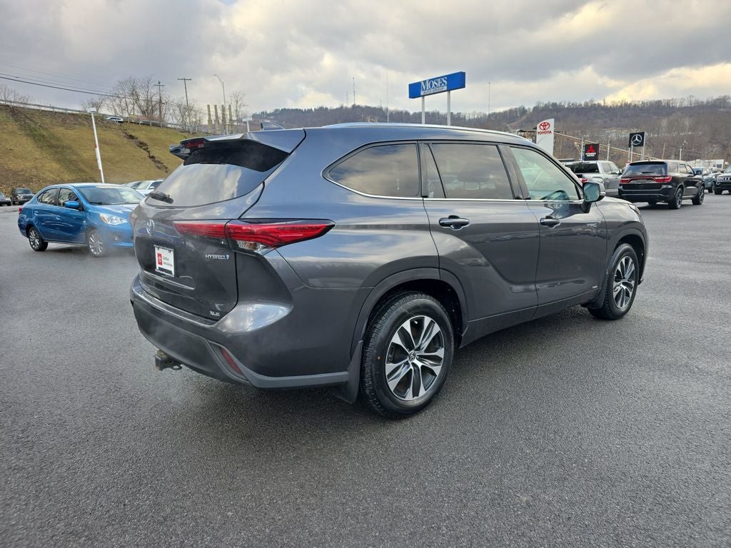 2021 Toyota Highlander Hybrid XLE