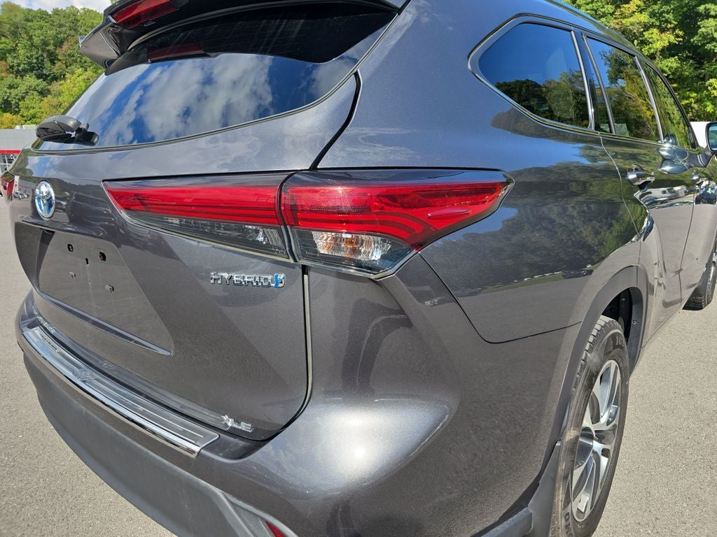 2020 Toyota Highlander Hybrid XLE