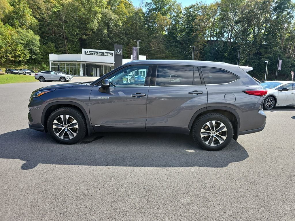 2020 Toyota Highlander Hybrid XLE
