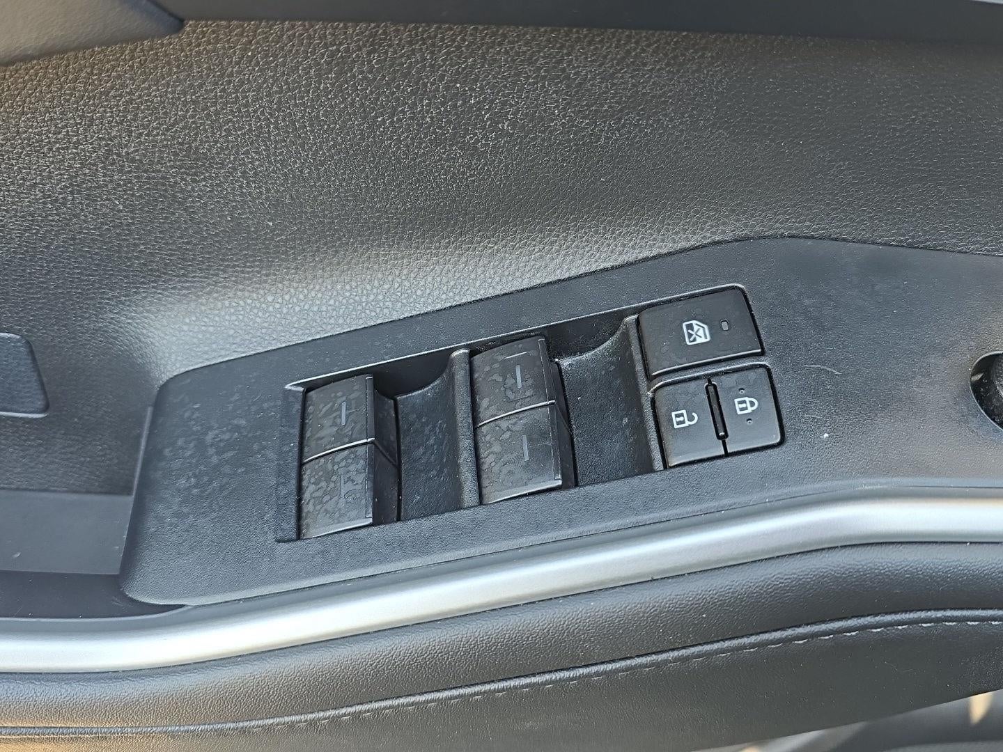 2025 Toyota Highlander Hybrid XLE