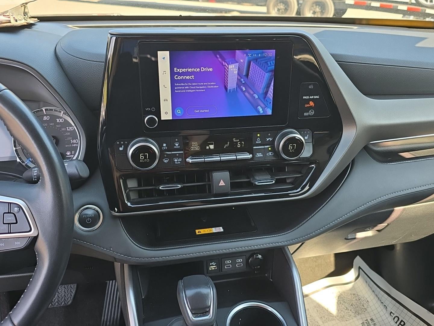 2025 Toyota Highlander Hybrid XLE
