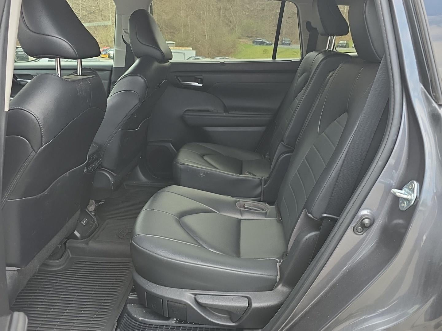 2023 Toyota Highlander Hybrid XLE