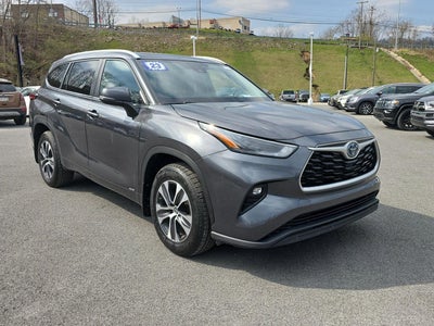 2023 Toyota Highlander Hybrid XLE