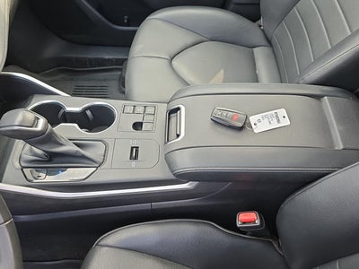 2023 Toyota Highlander Hybrid XLE