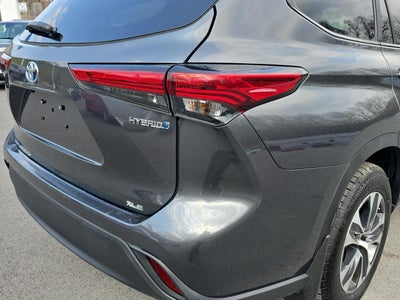 2023 Toyota Highlander Hybrid XLE