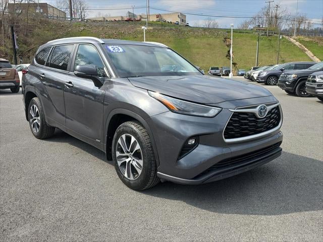 2023 Toyota Highlander Hybrid XLE