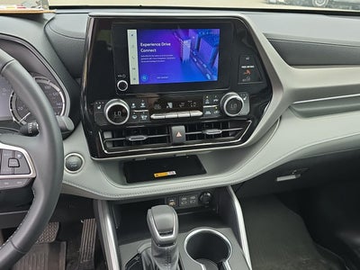 2025 Toyota Highlander XLE