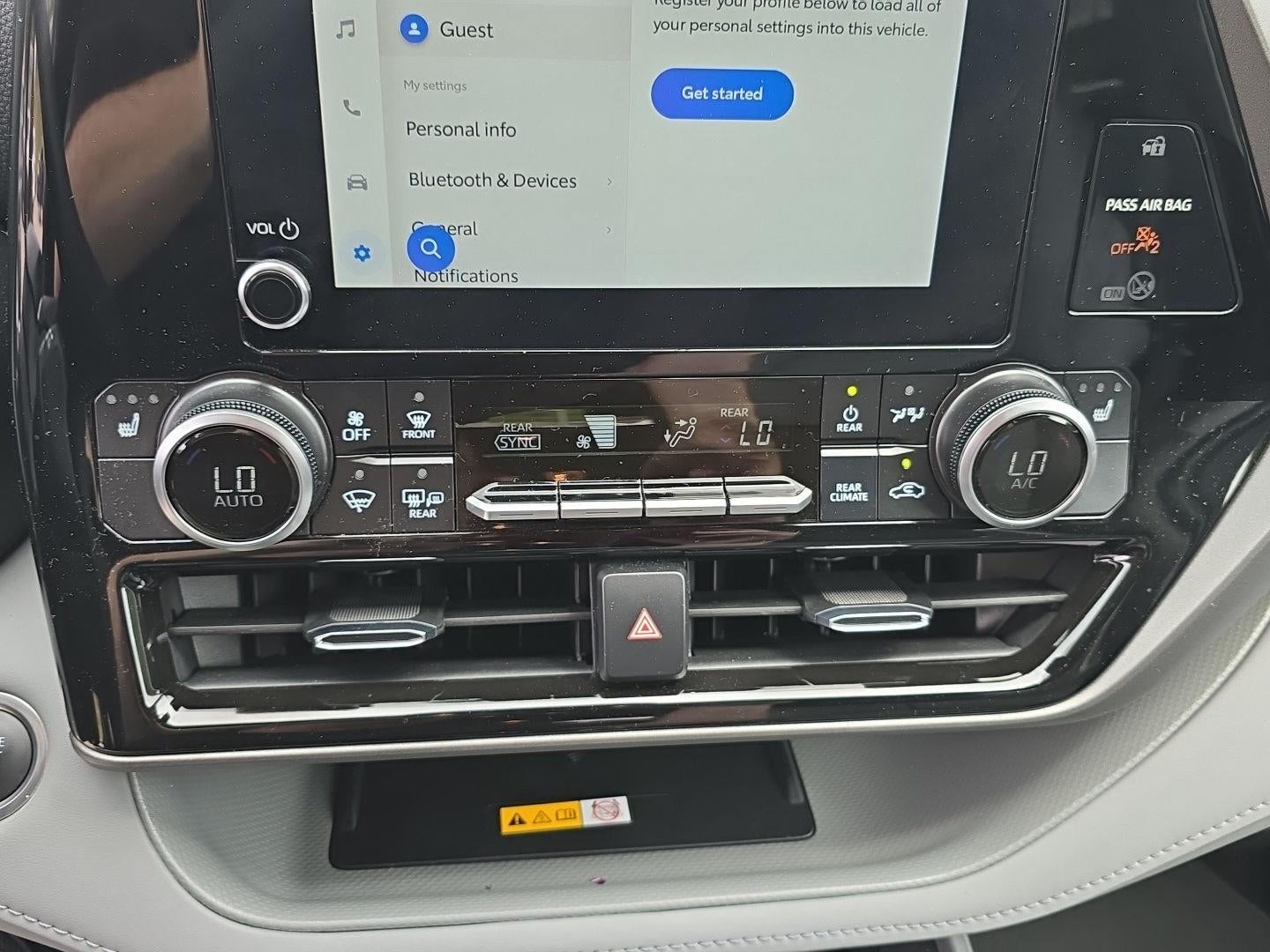 2025 Toyota Highlander XLE
