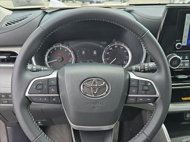 2025 Toyota Highlander XLE
