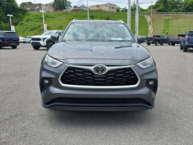 2025 Toyota Highlander XLE