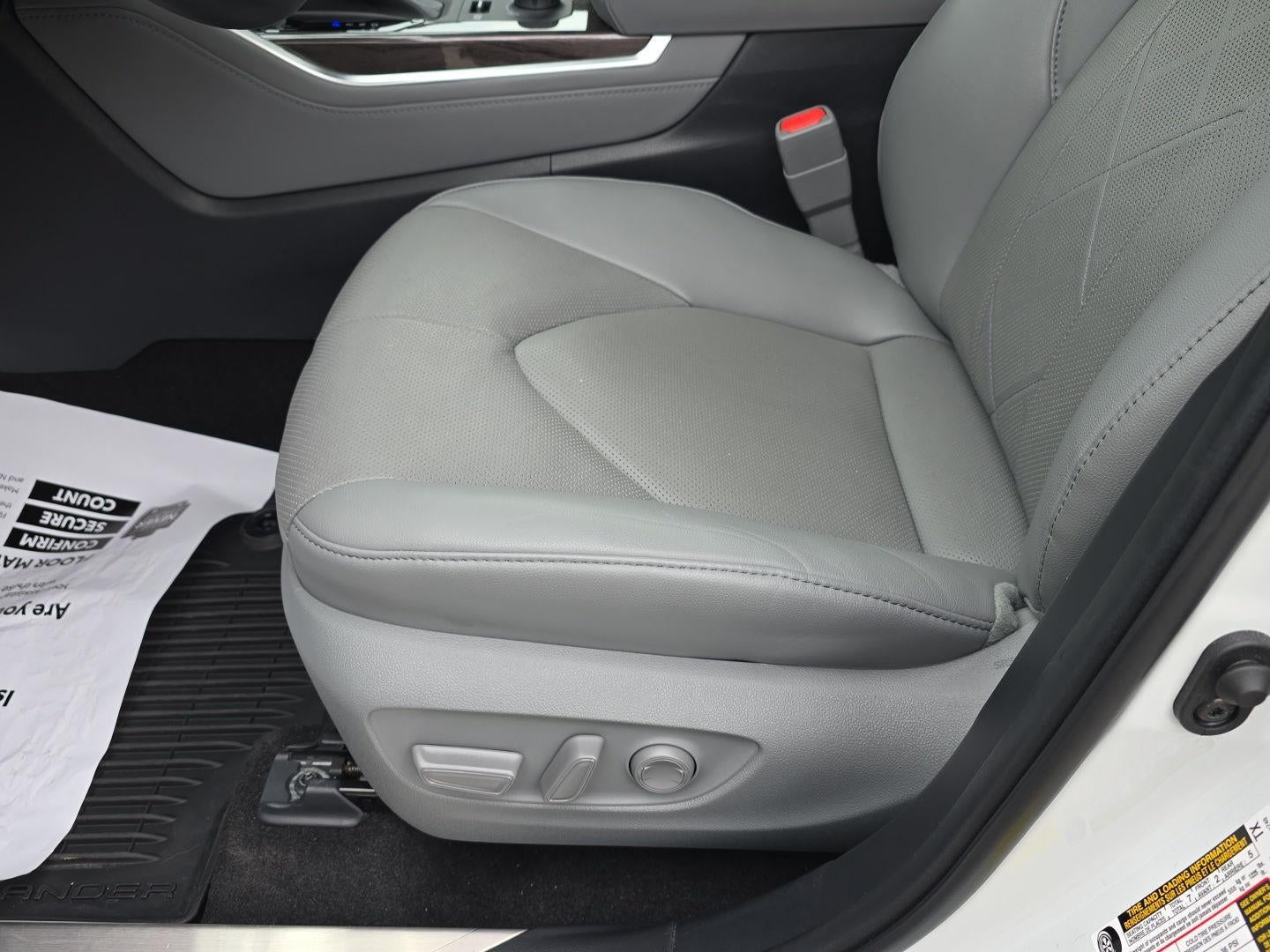 2023 Toyota Highlander Platinum