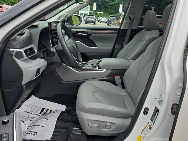 2023 Toyota Highlander Platinum