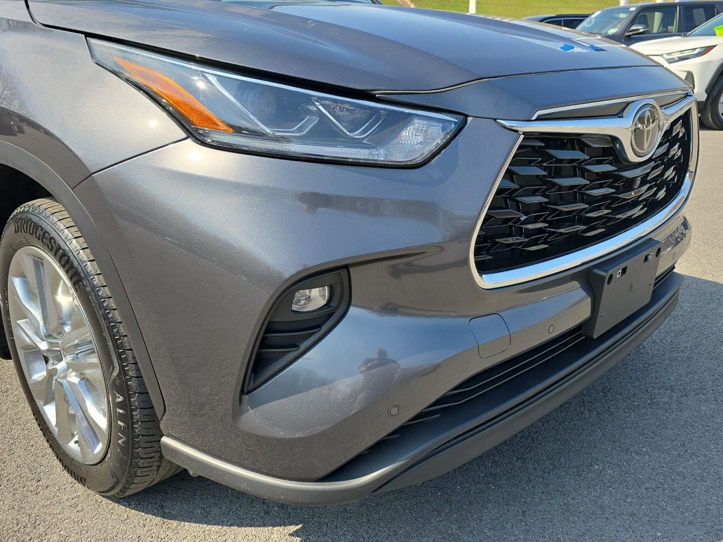 2025 Toyota Highlander Limited