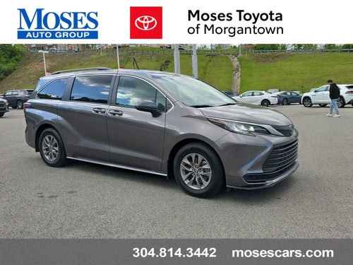 2023 Toyota Sienna LE 8-Passenger