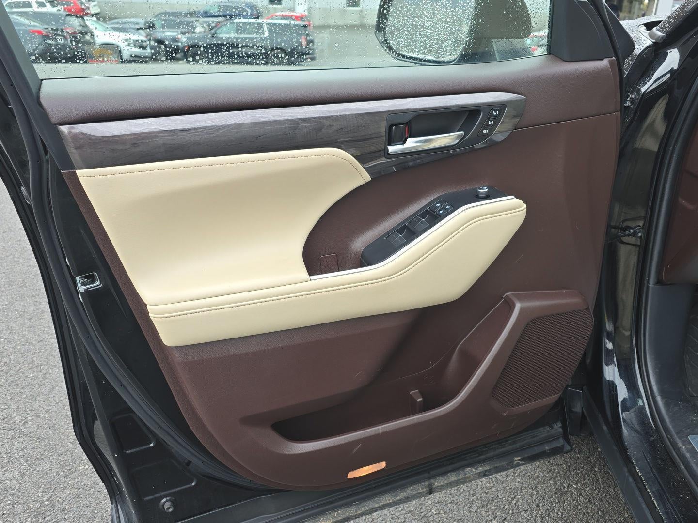 2020 Toyota Highlander Hybrid Limited