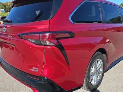 2021 Toyota Sienna XSE