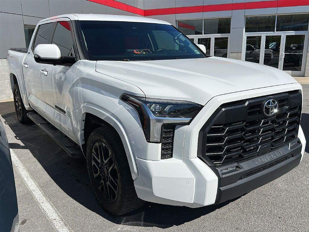 2024 Toyota Tundra SR5