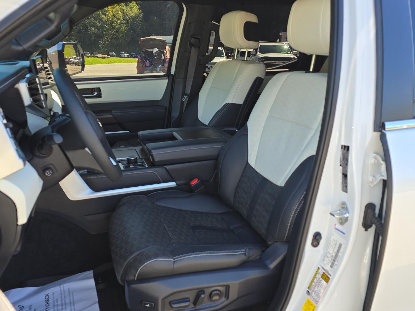 2025 Toyota Tundra Capstone HV