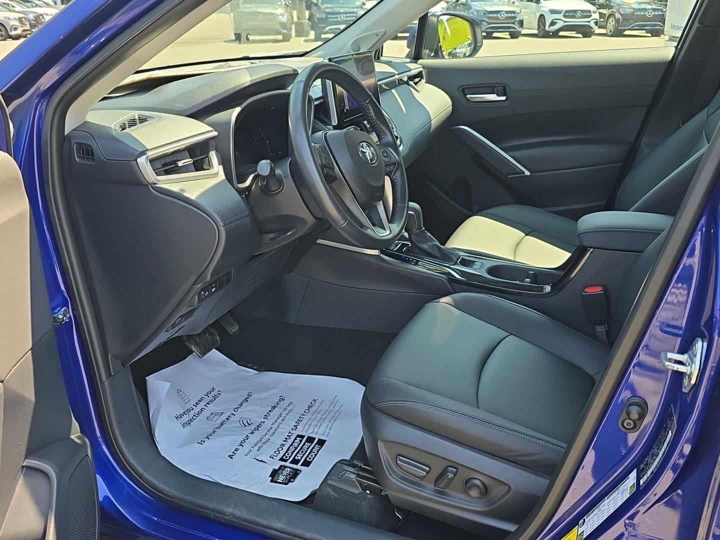 2023 Toyota Corolla Cross XLE