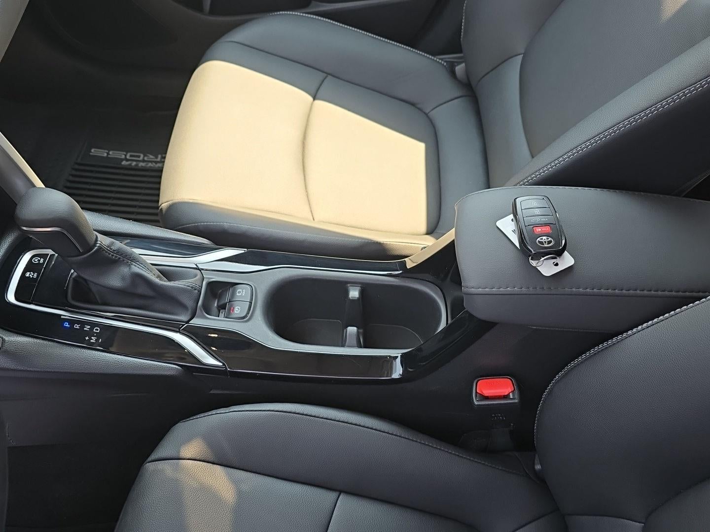 2023 Toyota Corolla Cross XLE