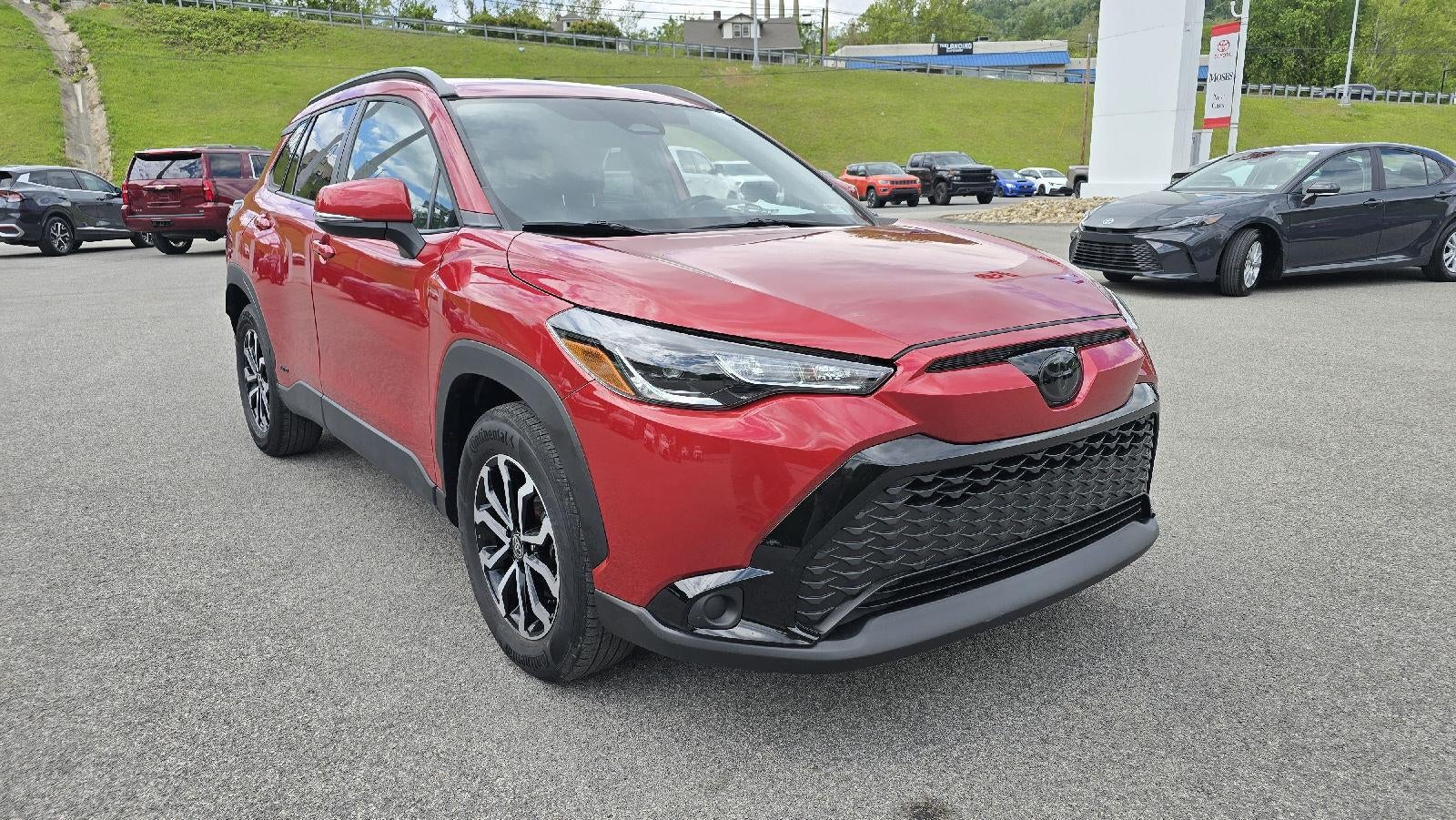 2024 Toyota Corolla Cross Hybrid SE