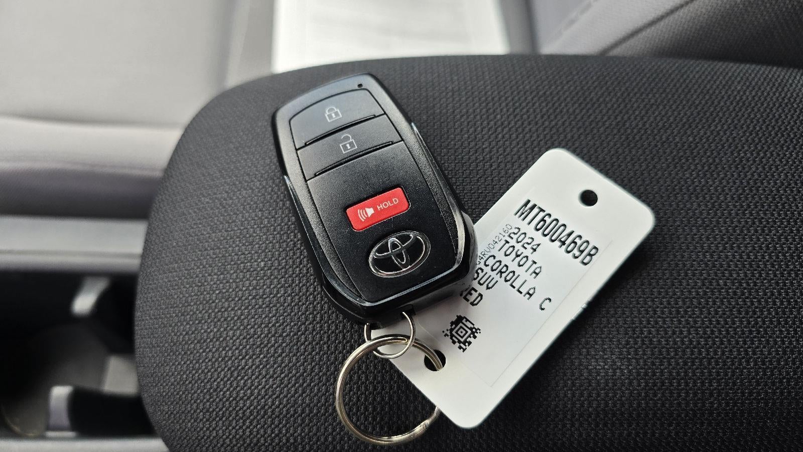 2024 Toyota Corolla Cross Hybrid SE