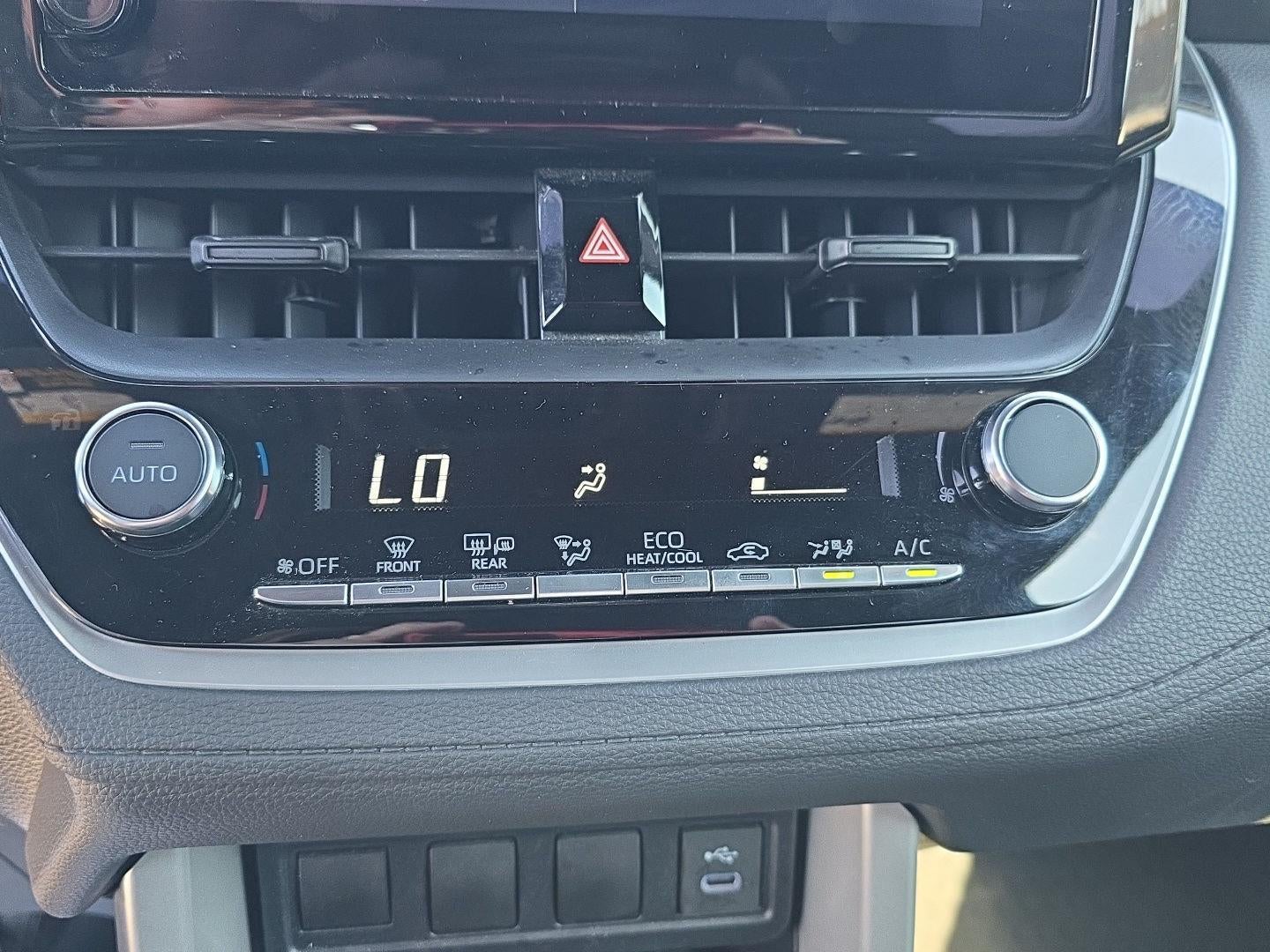 2024 Toyota Corolla Cross Hybrid SE