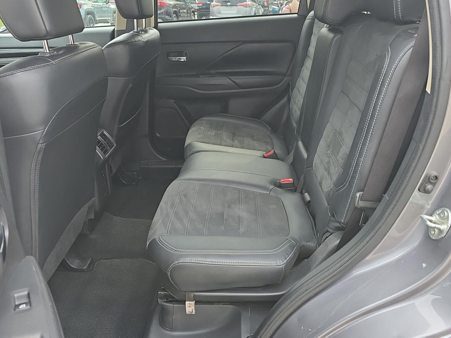 2019 Mitsubishi Outlander SE