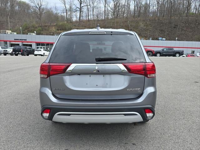 2019 Mitsubishi Outlander SE