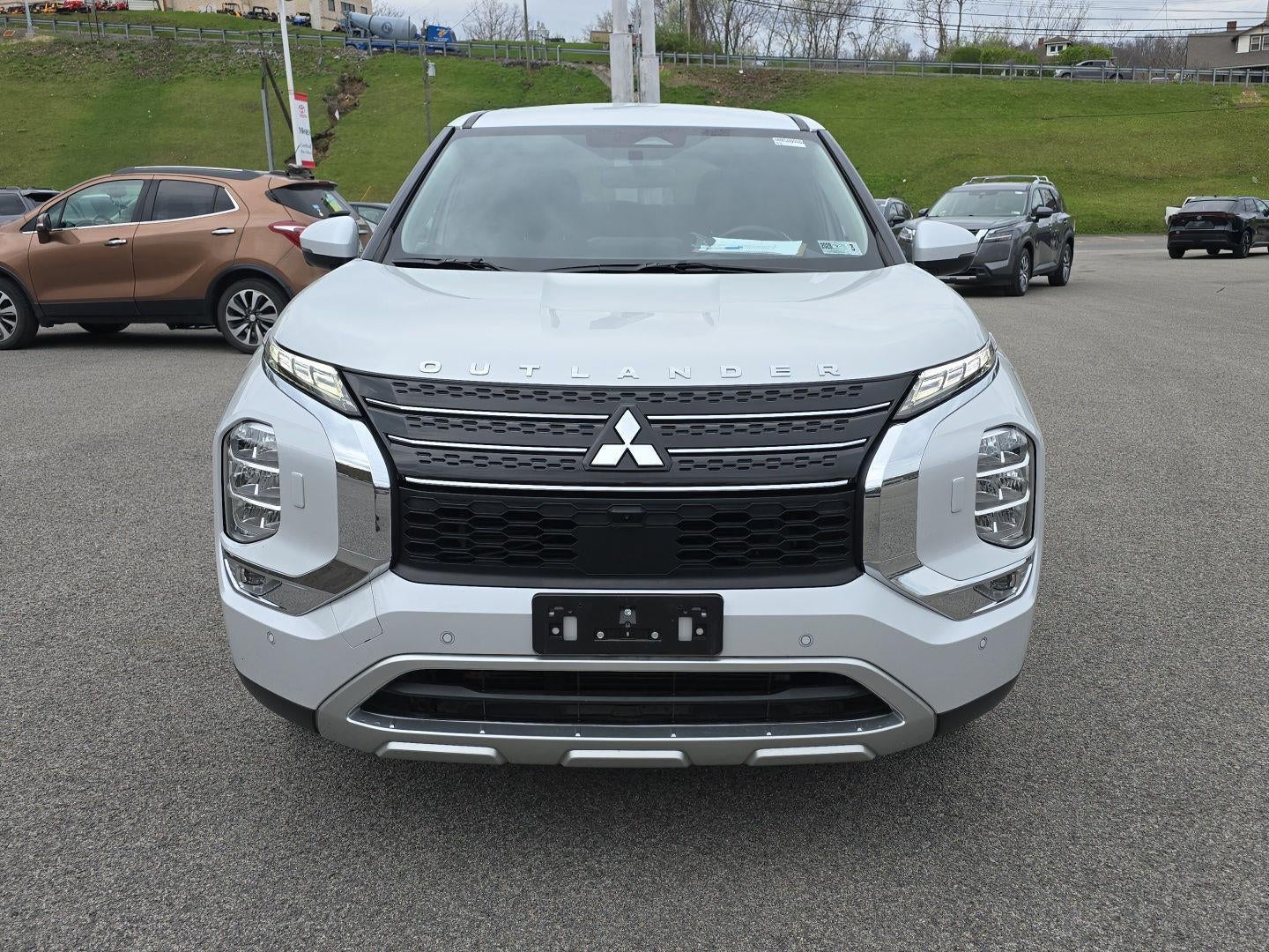 2022 Mitsubishi Outlander SE