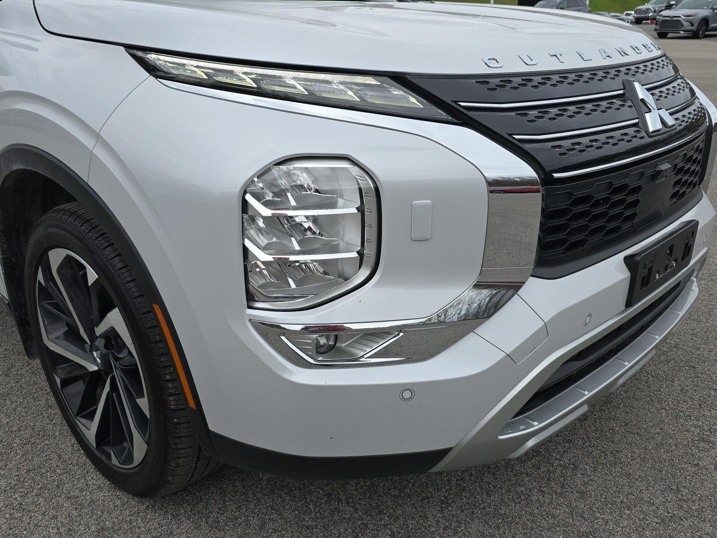 2022 Mitsubishi Outlander SE