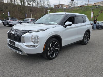 2022 Mitsubishi Outlander SE