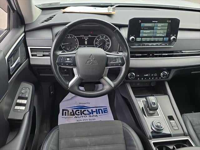 2022 Mitsubishi Outlander SE