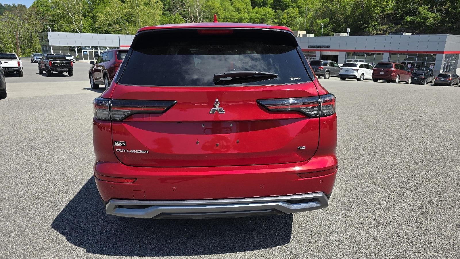 2025 Mitsubishi Outlander SE