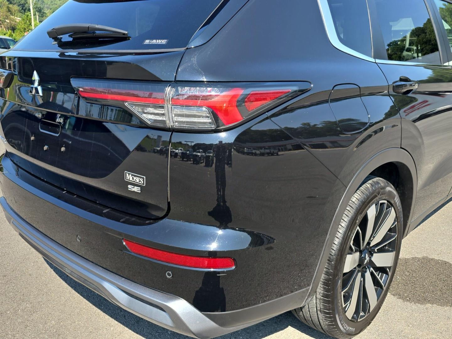 2025 Mitsubishi Outlander SE