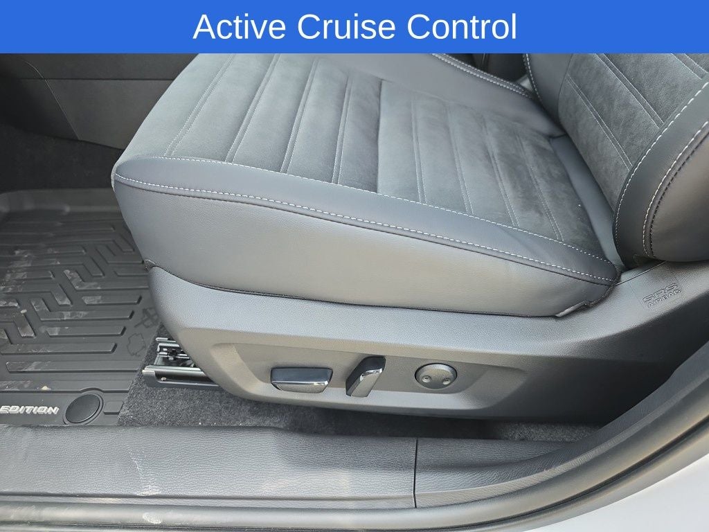 2025 Mitsubishi Outlander Trail Edition