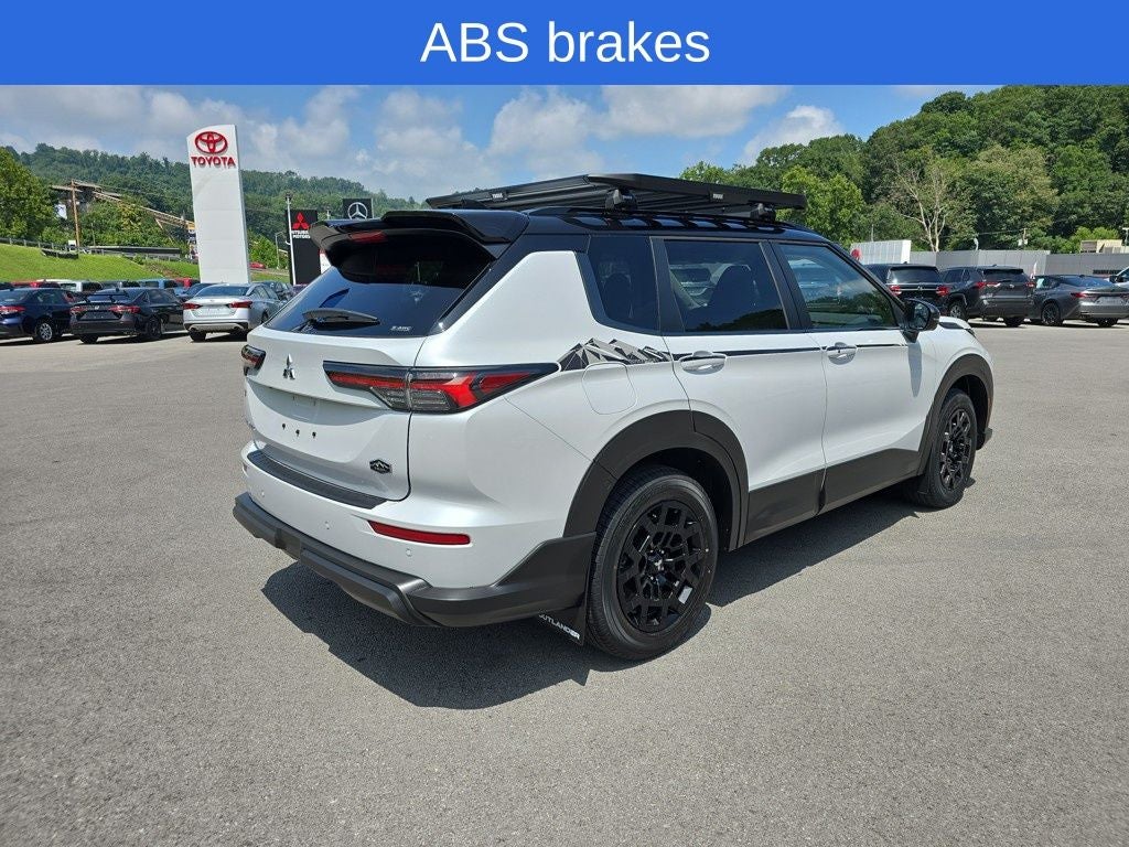 2025 Mitsubishi Outlander Trail Edition