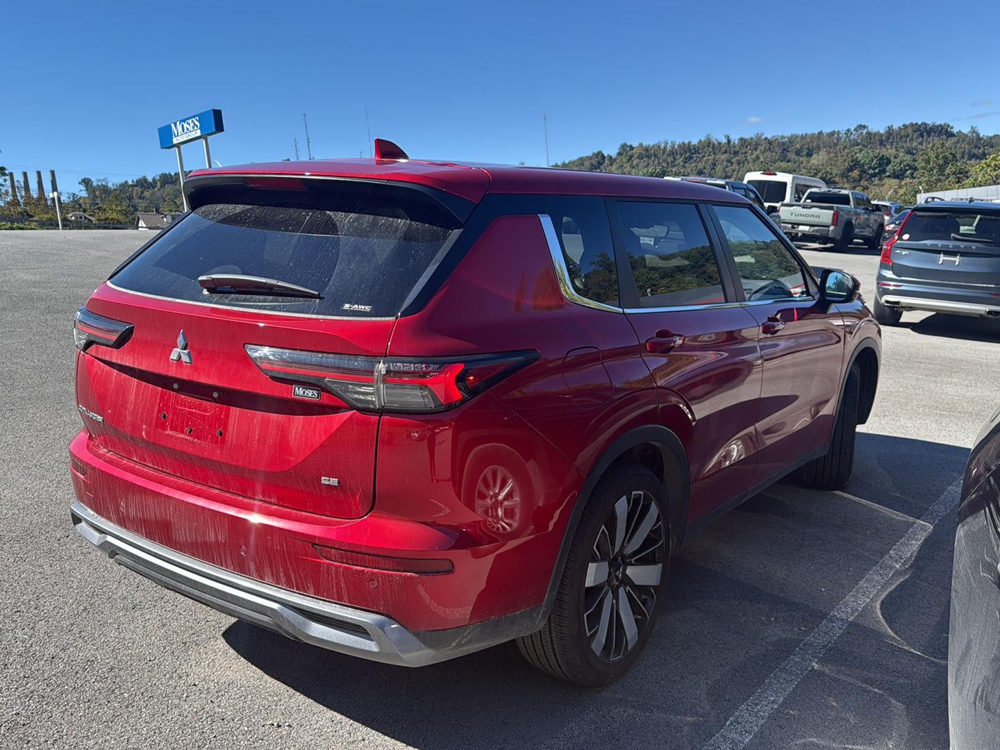 2026 Mitsubishi Outlander SE
